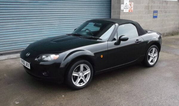 2006 56 Mazda MX5 Roadster, Only 65,000 Miles S/H, Mot Full 2026, " What a stunner " - Image 3