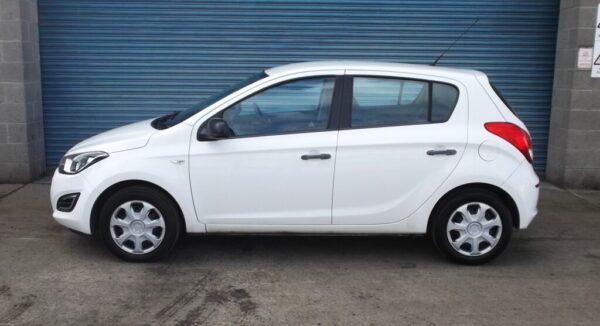 2013 13 Hyundai i20 5dr, ## Only 42,000 Miles ## S/H, Mot FULL 2026, Excellent Condition - Image 7