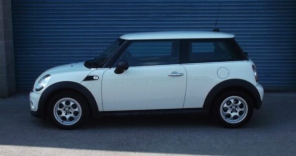 2013 13 Mini One 1.6 Only 68,000 Miles ## TWO OWNERS FROM NEW ## Excellent Condition - Image 3