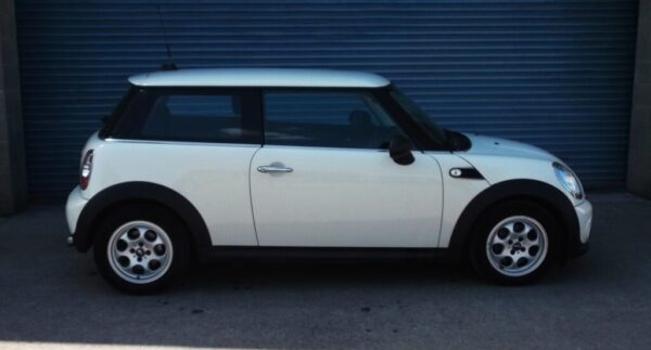 2013 13 Mini One 1.6 Only 68,000 Miles ## TWO OWNERS FROM NEW ## Excellent Condition - Image 6