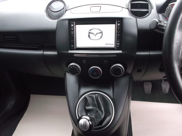 2012 12 Mazda 2 1.3 Venture Edition, Only 81,000 Miles S/H, Full Mot 2026, Superb Condition - Image 15