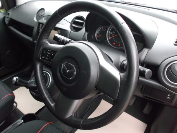 2012 12 Mazda 2 1.3 Venture Edition, Only 81,000 Miles S/H, Full Mot 2026, Superb Condition - Image 9
