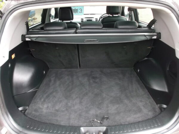 2012 Kia Sportage 2 Crdi SUV, Only 111,000 Miles, S/H, Mot March 2026, Excellent Condition - Image 16