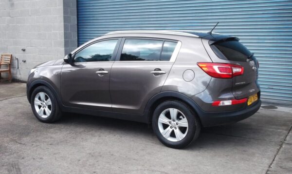 2012 Kia Sportage 2 Crdi SUV, Only 111,000 Miles, S/H, Mot March 2026, Excellent Condition - Image 6