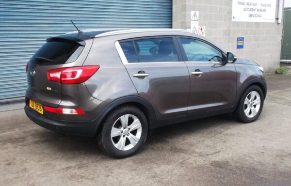 2012 Kia Sportage 2 Crdi SUV, Only 111,000 Miles, S/H, Mot March 2026, Excellent Condition - Image 4