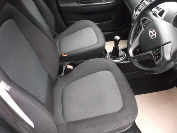 2014 64 Hyundai i20 Active 5dr, ## Only 60,000 Miles ## S/H, Mot May 2026, Excellent Condition - Image 11