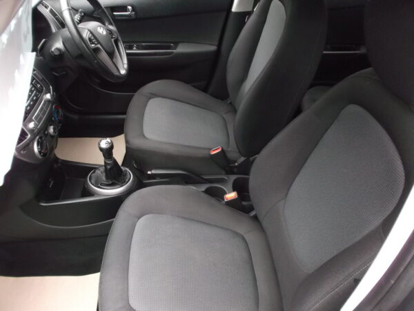 2014 64 Hyundai i20 Active 5dr, ## Only 60,000 Miles ## S/H, Mot May 2026, Excellent Condition - Image 14