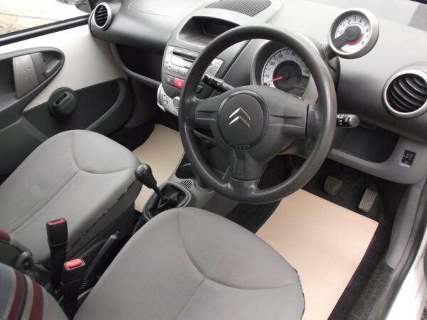 2011 61 Citroen C1 1.0 Vtr + 5dr, ## Only 61,000 Miles ## S/H, Full Mot, Excellent Condition - Image 10