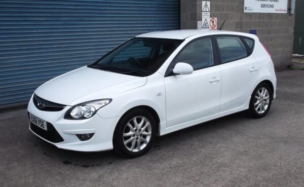 2011 61 Hyundai i30 1.4 Comfort 5dr, ## Only 61,000 Miles ## S/H, FULL MOT 2026, Outstanding Condition - Image 4