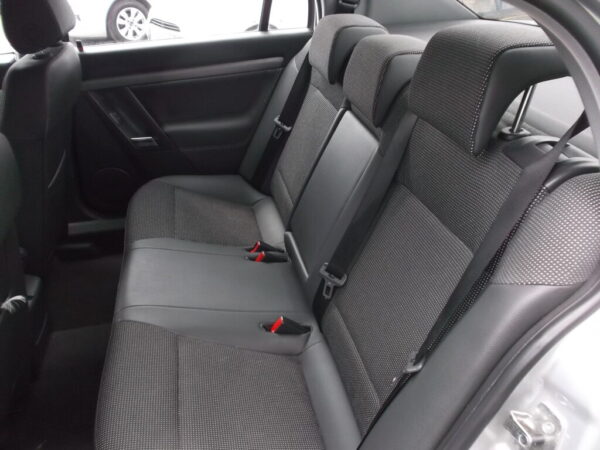 2007 07 Vauxhall Vectra 2.2 Design ## Only 55,000 Miles ## SH, MOTED MARCH 2025, Fantastic Condition - Image 11