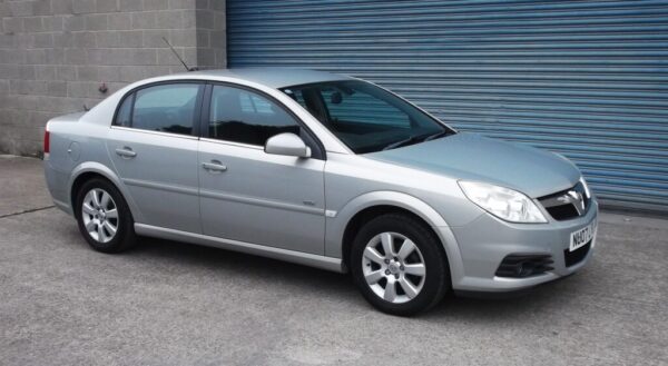 2007 07 Vauxhall Vectra 2.2 Design ## Only 55,000 Miles ## SH, MOTED MARCH 2025, Excellent Condition - Image 4