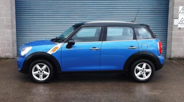 2013 13 Mini Countryman 1.6 Cooper ## Only 66,000 Miles ## G/S/H, Full Mot, Superb Condition - Image 4