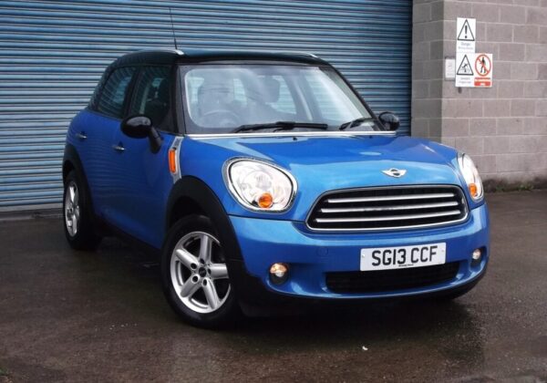 2013 13 Mini Countryman 1.6 Cooper ## Only 66,000 Miles ## G/S/H, Full Mot, Superb Condition - Image 2