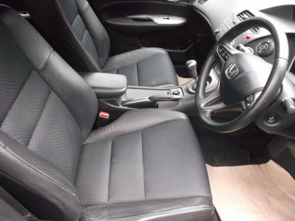 2010 10 Honda Civic 1.4 SI 5Dr Hatch, ## Only 52,000 Miles ## Mot 2026, Excellent Condition - Image 13