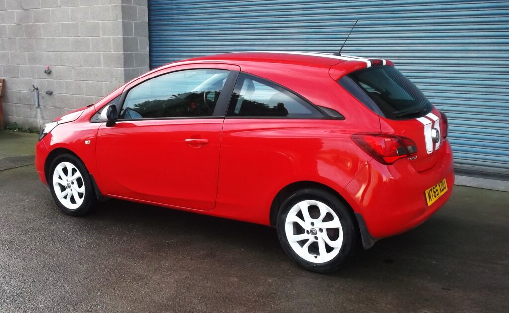 2015 65 vauxhall corsa 1. 4 sting 3dr only 82,000 miles s/h, mot oct 2026, excellent condition 2015 65 vauxhall corsa 1. 4 sting 3dr only 82,000 miles s/h, mot oct 2026, excellent condition - image 3