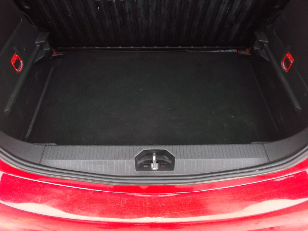 2015 65 vauxhall corsa 1. 4 sting 3dr only 82,000 miles s/h, mot oct 2026, excellent condition 2015 65 vauxhall corsa 1. 4 sting 3dr only 82,000 miles s/h, mot oct 2026, excellent condition - image 17