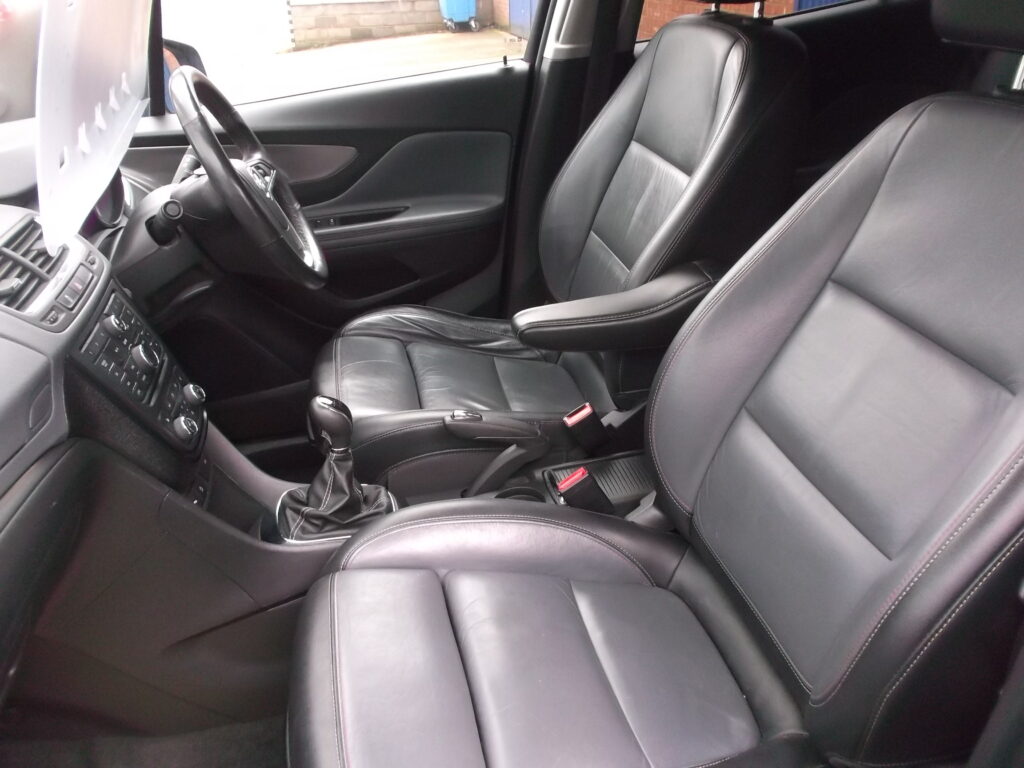 2014 64 vauxhall mokka 1. 7 cdti 4x4 5dr se, ## only 68,000 miles ## f/s/h, mot july 2026, excellent condition 2014 64 vauxhall mokka 1. 7 cdti 4x4 5dr se, ## only 68,000 miles ## f/s/h, mot july 2026, excellent condition - image 10