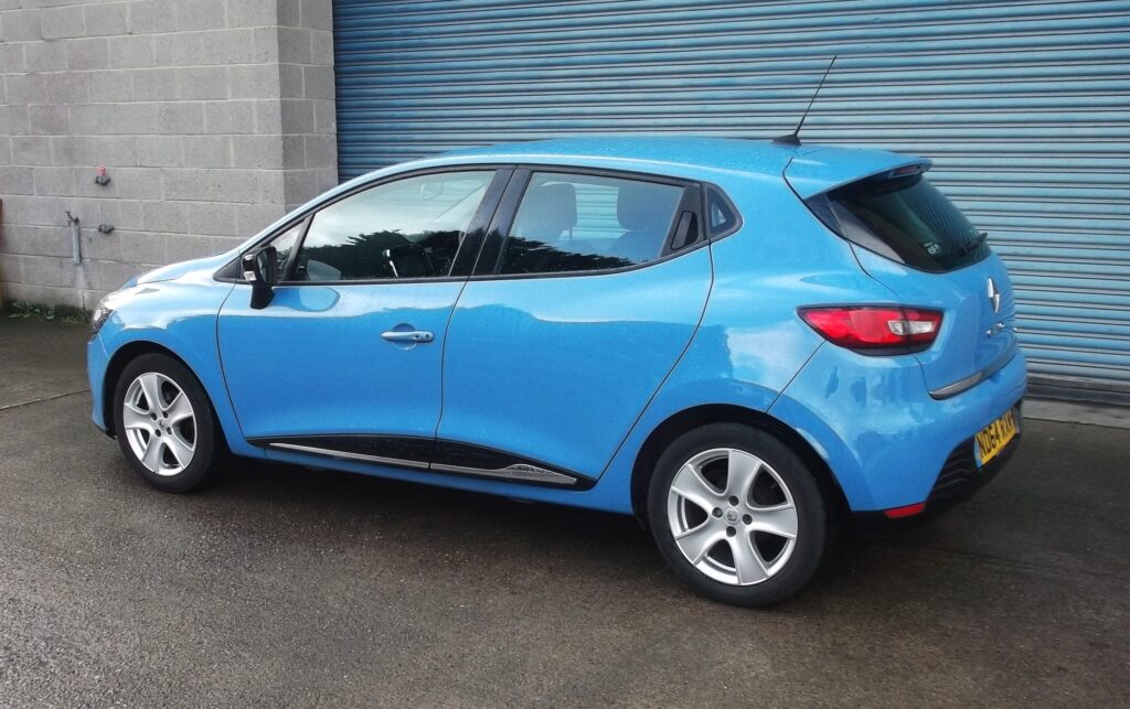 2014 64 renault clio 1. 2 dynamique medianav 5dr, only 78,000 miles g/s/h, full mot 2026, excellent condition 2014 64 renault clio 1. 2 dynamique medianav 5dr, only 78,000 miles g/s/h, full mot 2026, excellent condition - image 3