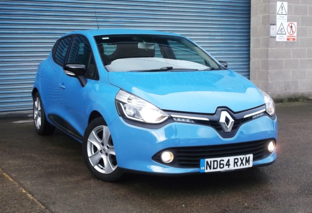 2014 64 renault clio 1. 2 dynamique medianav 5dr, only 78,000 miles g/s/h, full mot 2026, excellent condition 2014 64 renault clio 1. 2 dynamique medianav 5dr, only 78,000 miles g/s/h, full mot 2026, excellent condition - image 2