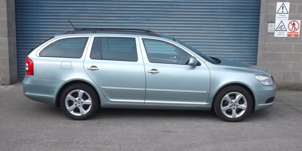 2011 61 skoda octavia 1. 4 se plus tsi estate 5dr 💥only 63,000 miles💥 g/s/h, mot march 2027, excellent condition 2011 61 skoda octavia 1. 4 se plus tsi estate 5dr 💥only 63,000 miles💥 g/s/h, mot march 2027, excellent condition - image 6