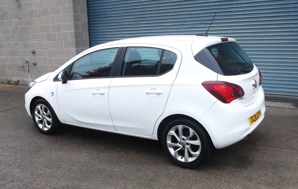 2016 16 vauxhall corsa 1. 4 sri 5dr💥touch screen💥only 77,000 miles s/h, mot feb 2027, excellent condition 2016 16 vauxhall corsa 1. 4 sri 5dr💥touch screen💥only 77,000 miles s/h, mot feb 2027, excellent condition - image 3