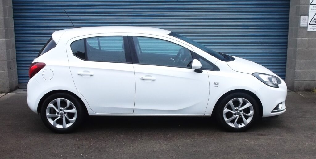 2016 16 vauxhall corsa 1. 4 sri 5dr💥touch screen💥only 77,000 miles s/h, mot feb 2027, excellent condition 2016 16 vauxhall corsa 1. 4 sri 5dr💥touch screen💥only 77,000 miles s/h, mot feb 2027, excellent condition - image 6
