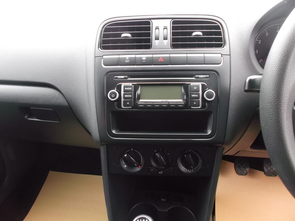 2011 11 vw polo 1. 2 s 3dr 💥only 42,000 miles 💥 sh, full mot 2027, fantastic condition 2011 11 vw polo 1. 2 s 3dr 💥only 42,000 miles 💥 sh, full mot 2027, fantastic condition - image 14