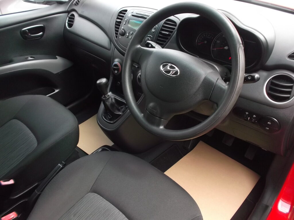 2011 11 hyundai i10 1. 0 active 5dr 💥ideal first car💥 s/h only 69,000 miles, mot full 2027, excellent condition 2011 11 hyundai i10 1. 0 active 5dr 💥ideal first car💥 s/h only 69,000 miles, mot full 2027, excellent condition - image 10
