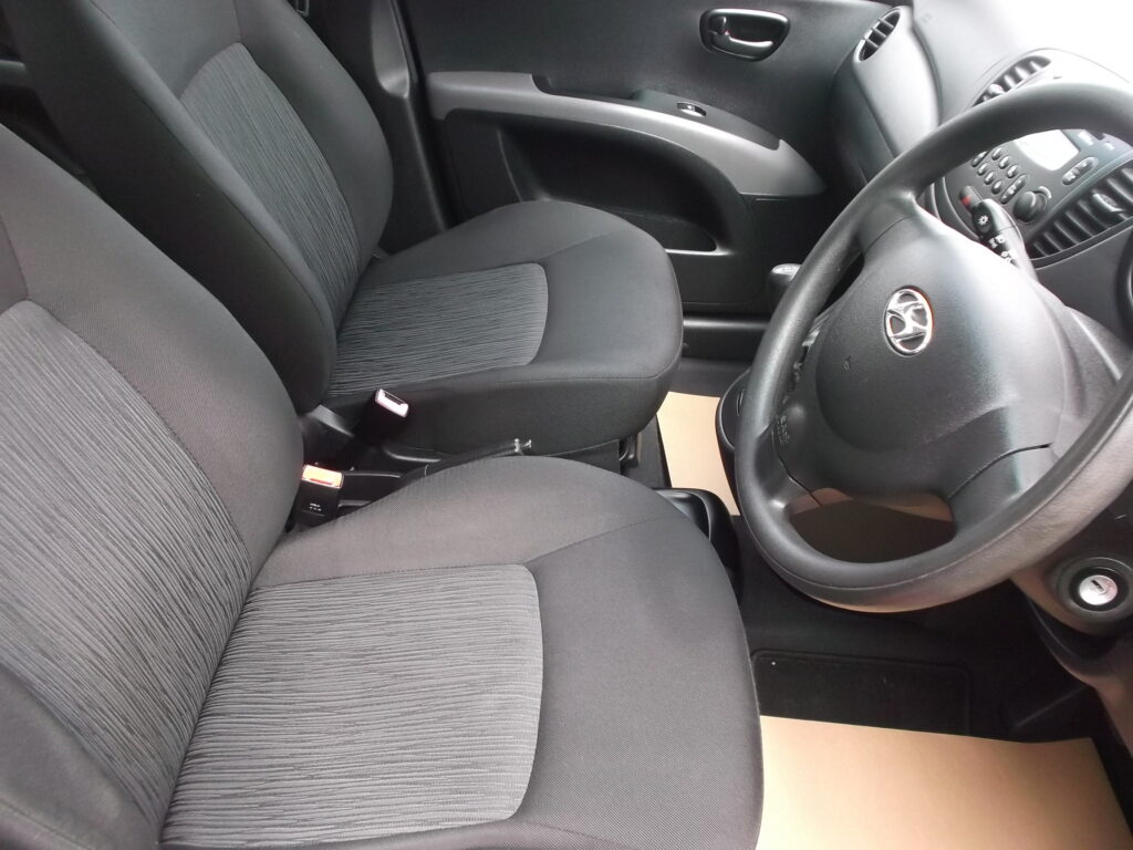 2011 11 hyundai i10 1. 0 active 5dr 💥ideal first car💥 s/h only 69,000 miles, mot full 2027, excellent condition 2011 11 hyundai i10 1. 0 active 5dr 💥ideal first car💥 s/h only 69,000 miles, mot full 2027, excellent condition - image 14