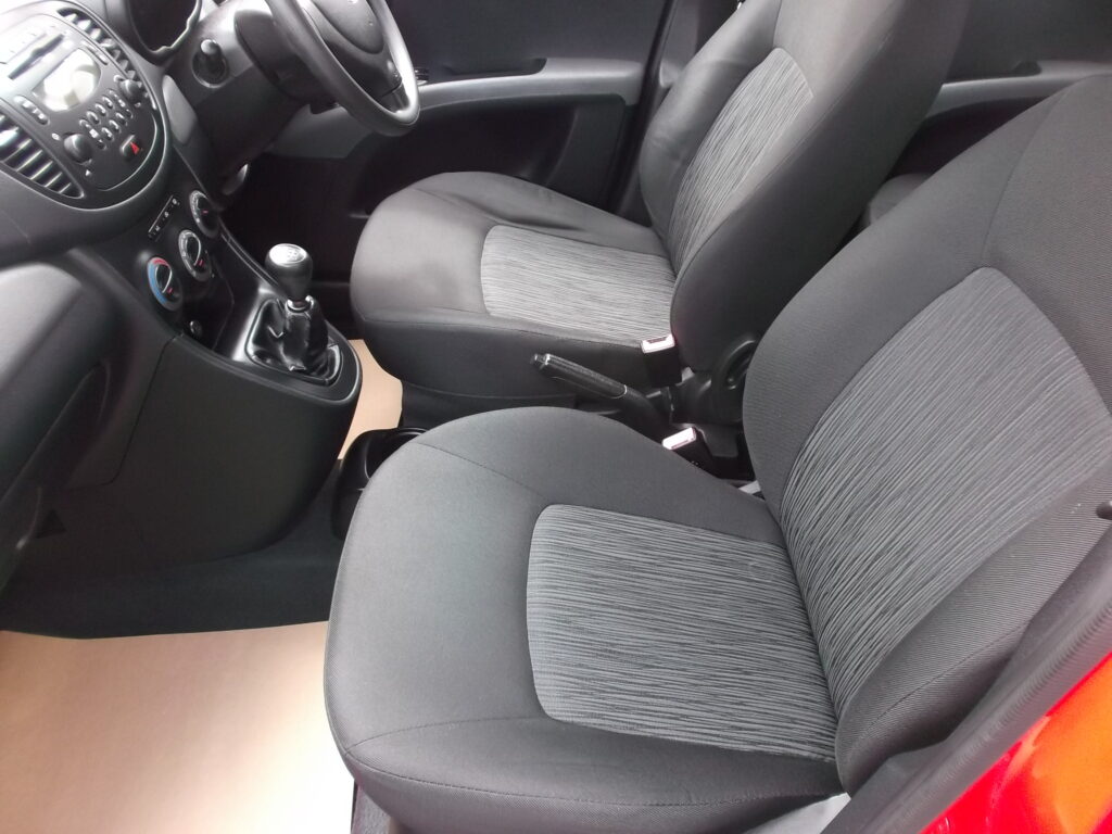 2011 11 hyundai i10 1. 0 active 5dr 💥ideal first car💥 s/h only 69,000 miles, mot full 2027, excellent condition 2011 11 hyundai i10 1. 0 active 5dr 💥ideal first car💥 s/h only 69,000 miles, mot full 2027, excellent condition - image 11