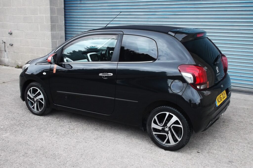 2016 16 peugeot 108 1. 2 3dr ltd edition 💥 roland garros 💥 only 85,000 miles s/h mot march 2027 excellent condition 2016 16 peugeot 108 1. 2 3dr ltd edition 💥 roland garros 💥 only 85,000 miles s/h mot march 2027 excellent condition - image 5