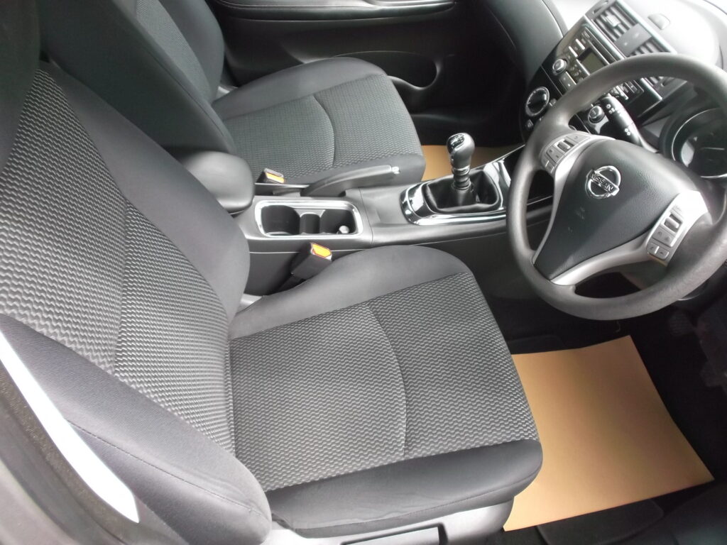 2015 65 nissan pulsar 1. 2 5dr visia 💥only 52,000 miles 💥 sh, full mot 2027, excellent condition 2015 65 nissan pulsar 1. 2 5dr visia 💥only 52,000 miles 💥 sh, full mot 2027, excellent condition - image 10