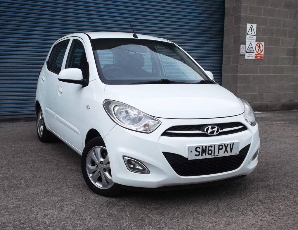 2011 61 hyundai i10 active 1. 2 5dr 💥 £20 road tax 💥 s/h only 81,000 miles, s/h, mot full 2027, excellent condition 2011 61 hyundai i10 active 1. 2 5dr 💥 £20 road tax 💥 s/h only 81,000 miles, s/h, mot full 2027, excellent condition - image 2
