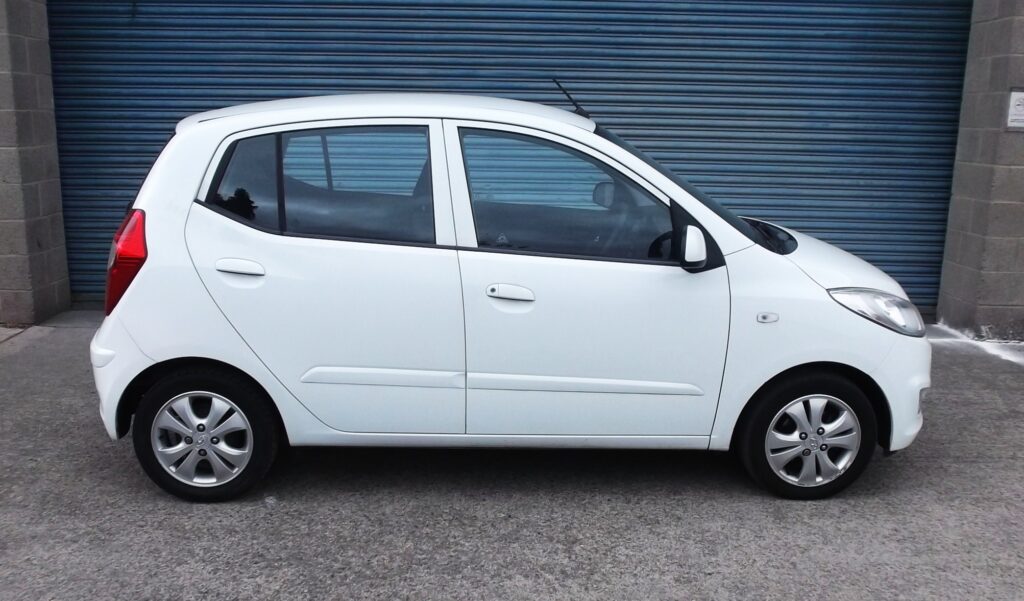 2011 61 hyundai i10 active 1. 2 5dr 💥 £20 road tax 💥 s/h only 81,000 miles, s/h, mot full 2027, excellent condition 2011 61 hyundai i10 active 1. 2 5dr 💥 £20 road tax 💥 s/h only 81,000 miles, s/h, mot full 2027, excellent condition - image 6