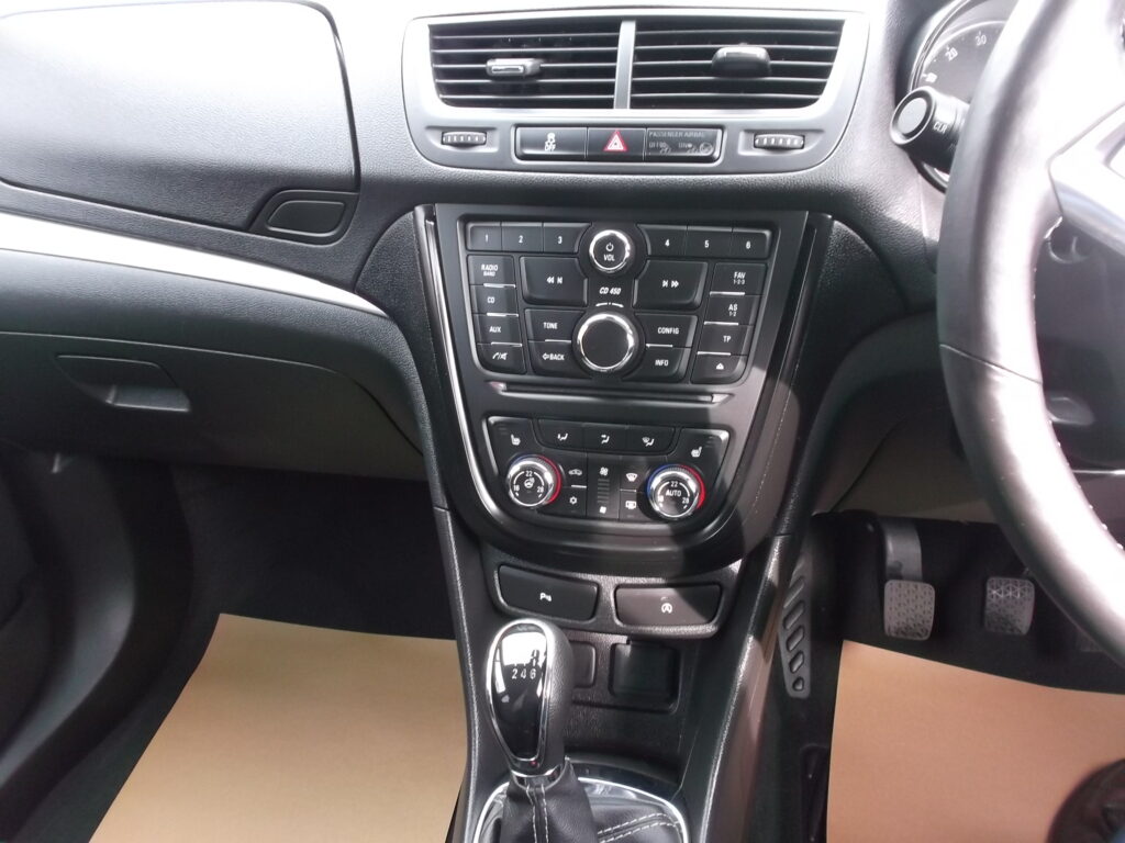 2015 15 vauxhall mokka 1. 4 exclusiv 5dr 💥one owner from new💥 only 51,000 miles f/s/h, mot june 2027, superb condition 2015 15 vauxhall mokka 1. 4 exclusiv 5dr 💥one owner from new💥 only 51,000 miles f/s/h, mot june 2027, superb condition - image 13