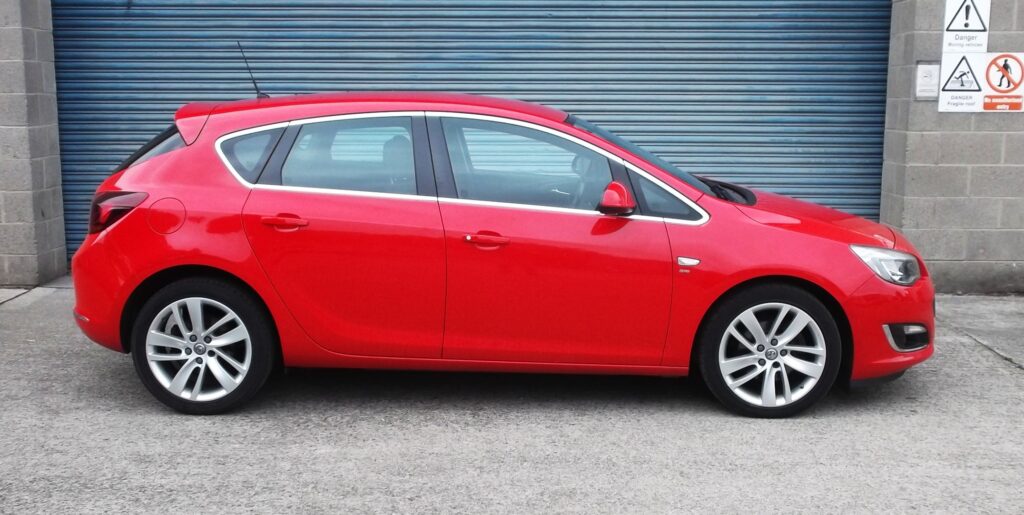 2015 15 vauxhall astra cdti sri 5dr 💥sporty spec💥 only 74,000 miles s/h, mot full 2027, excellent condition 2015 15 vauxhall astra cdti sri 5dr 💥sporty spec💥 only 74,000 miles s/h, mot full 2027, excellent condition - image 6