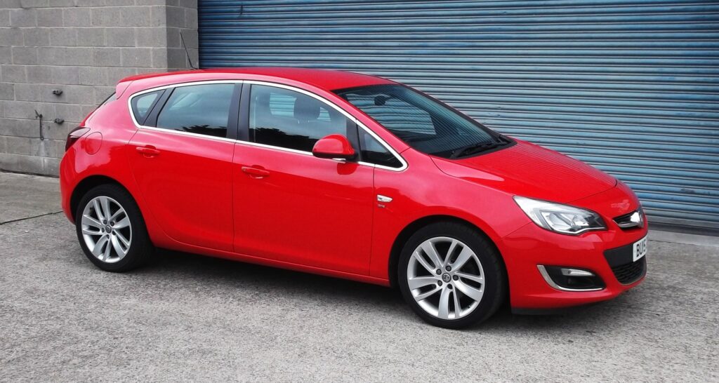 2015 15 vauxhall astra cdti sri 5dr 💥sporty spec💥 only 74,000 miles s/h, mot full 2027, excellent condition 2015 15 vauxhall astra cdti sri 5dr 💥sporty spec💥 only 74,000 miles s/h, mot full 2027, excellent condition - image 7
