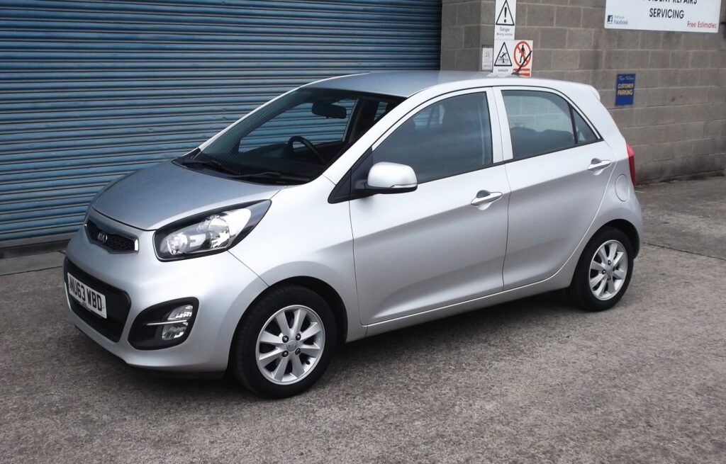 2013 13 kia picanto 2 1. 0 5dr 💥 £20 road tax 💥 s/h only 59,000 miles, s/h, mot full 2027, excellent condition 2013 13 kia picanto 2 1. 0 5dr 💥 £20 road tax 💥 s/h only 59,000 miles, s/h, mot full 2027, excellent condition - image 4