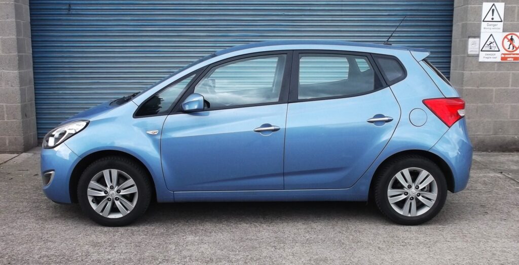 2015 15 hyundai ix20 active 1. 4 5dr 💥 small family mpv 💥 s/h only 73,000 miles, s/h, mot full 2027, immaculate condition 2015 15 hyundai ix20 active 1. 4 5dr 💥 small family mpv 💥 s/h only 73,000 miles, s/h, mot full 2027, immaculate condition - image 3