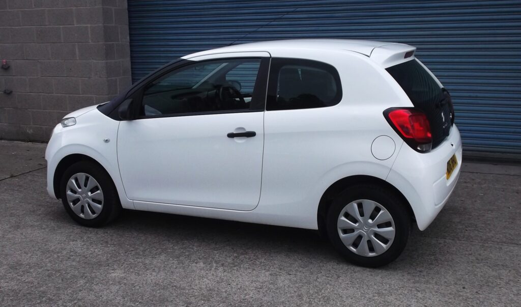 2015 65 citroen c1 touch 3 dr 💥 only 62,000 miles 💥 s/h full mot 2027 excellent condition 2015 65 citroen c1 touch 3 dr 💥 only 62,000 miles 💥 s/h full mot 2027 excellent condition - image 3