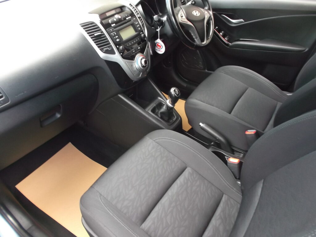 2015 15 hyundai ix20 active 1. 4 5dr 💥 small family mpv 💥 s/h only 73,000 miles, s/h, mot full 2027, immaculate condition 2015 15 hyundai ix20 active 1. 4 5dr 💥 small family mpv 💥 s/h only 73,000 miles, s/h, mot full 2027, immaculate condition - image 12