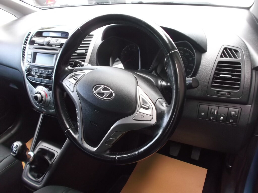 2015 15 hyundai ix20 active 1. 4 5dr 💥 small family mpv 💥 s/h only 73,000 miles, s/h, mot full 2027, immaculate condition 2015 15 hyundai ix20 active 1. 4 5dr 💥 small family mpv 💥 s/h only 73,000 miles, s/h, mot full 2027, immaculate condition - image 9