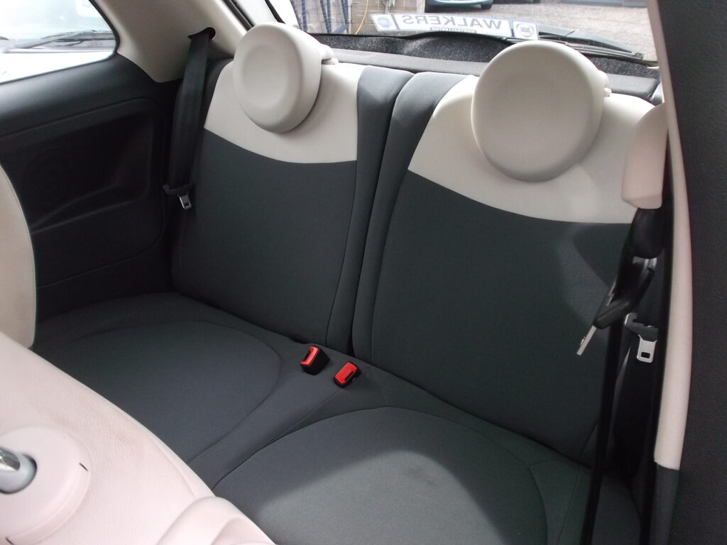 2011 11 fiat 500 lounge 3dr 💥 only 69,000 miles 💥 s/h mot 2027 outstanding condition 2011 11 fiat 500 lounge 3dr 💥 only 69,000 miles 💥 s/h mot 2027 outstanding condition - image 17