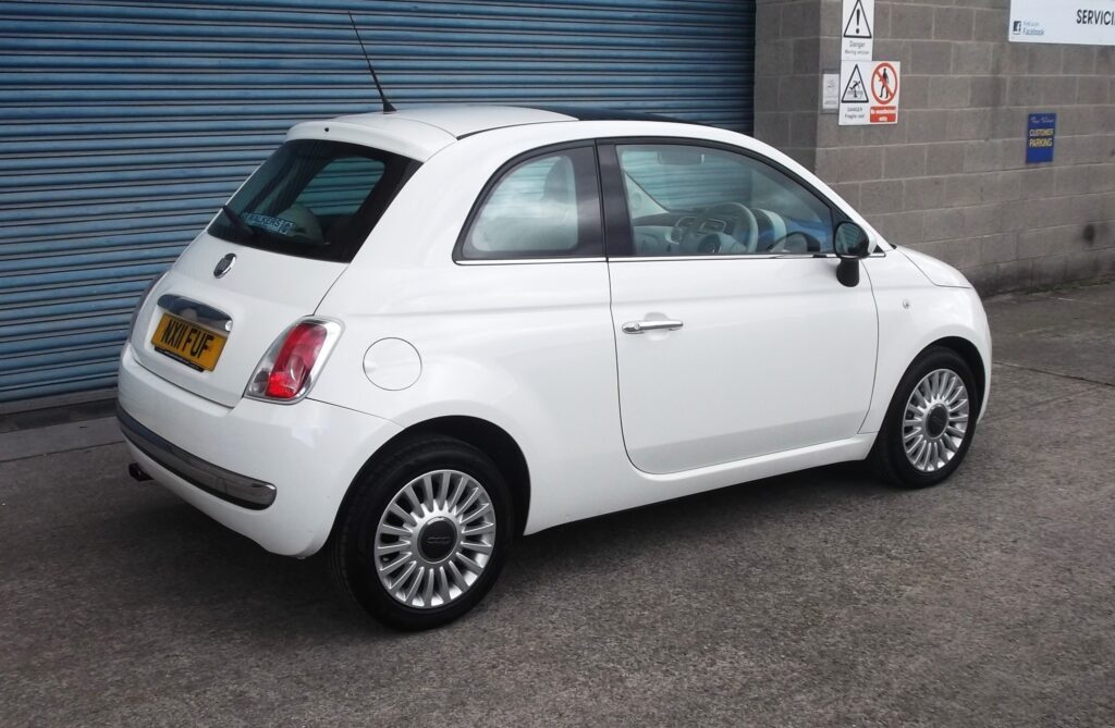 2011 11 fiat 500 lounge 3dr 💥 only 69,000 miles 💥 s/h mot 2027 outstanding condition 2011 11 fiat 500 lounge 3dr 💥 only 69,000 miles 💥 s/h mot 2027 outstanding condition - image 7