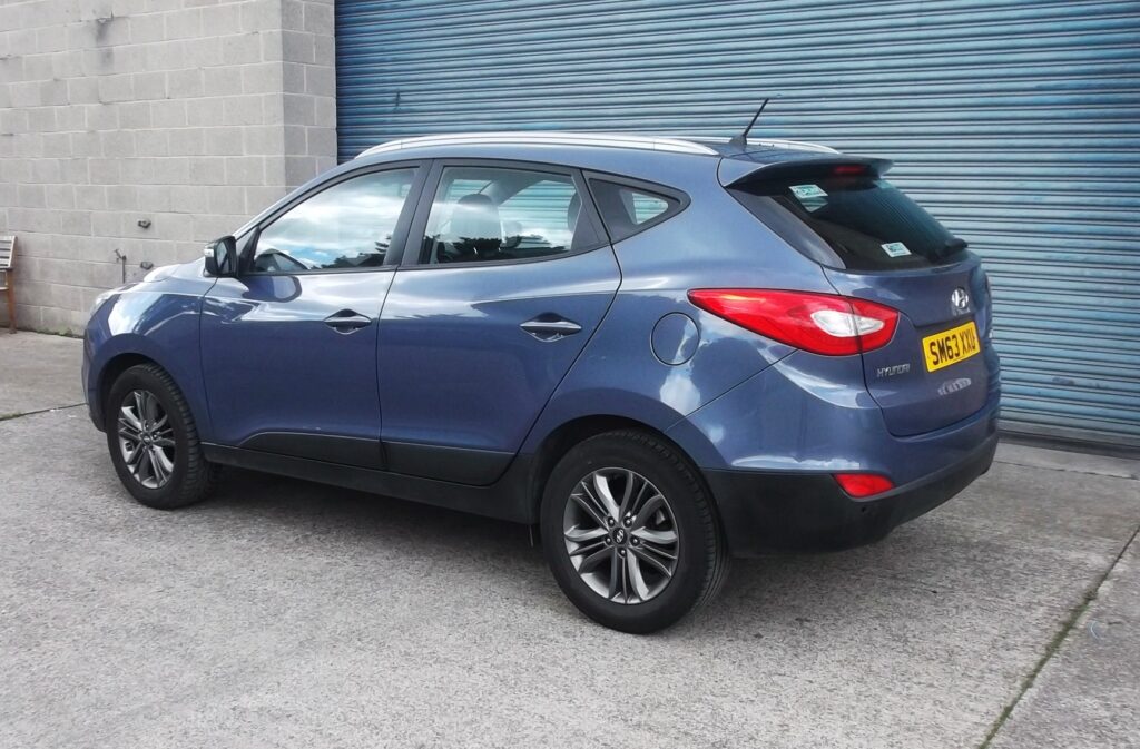 2013 63 hyundai ix35 se1. 7 crdi 💥 spacious family suv 💥 s/h only 83,000 miles, s/h, mot full 2027, superb condition 2013 63 hyundai ix35 se1. 7 crdi 💥 spacious family suv 💥 s/h only 83,000 miles, s/h, mot full 2027, superb condition - image 4